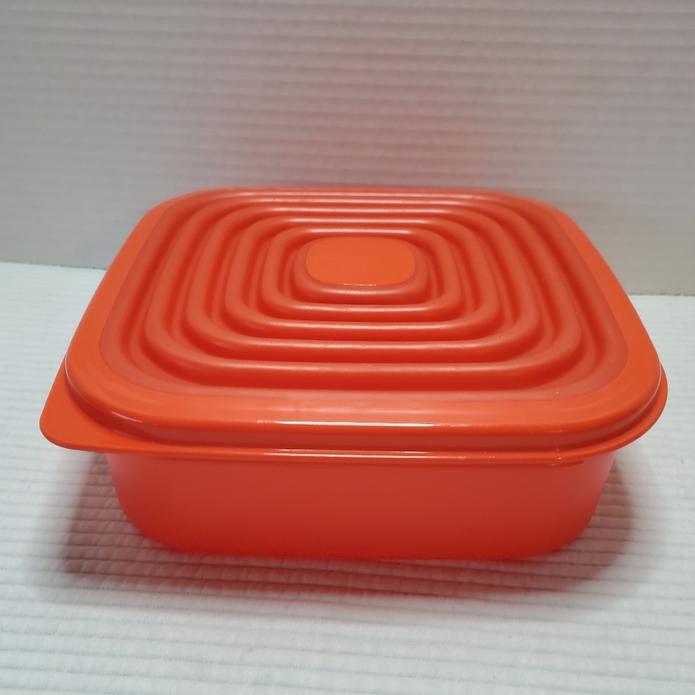 Tupperware Modular Mates Stuffables 24oz Food Storage Flexible Lid Red 8x2.5
